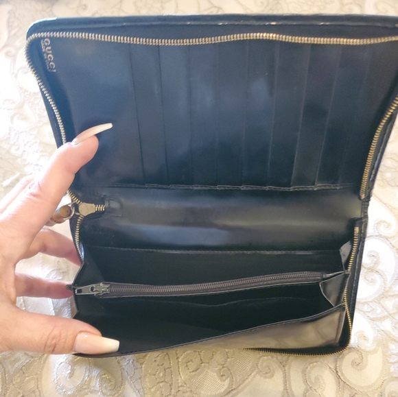 Authentic Gucci Wallet - Picture 4 of 4